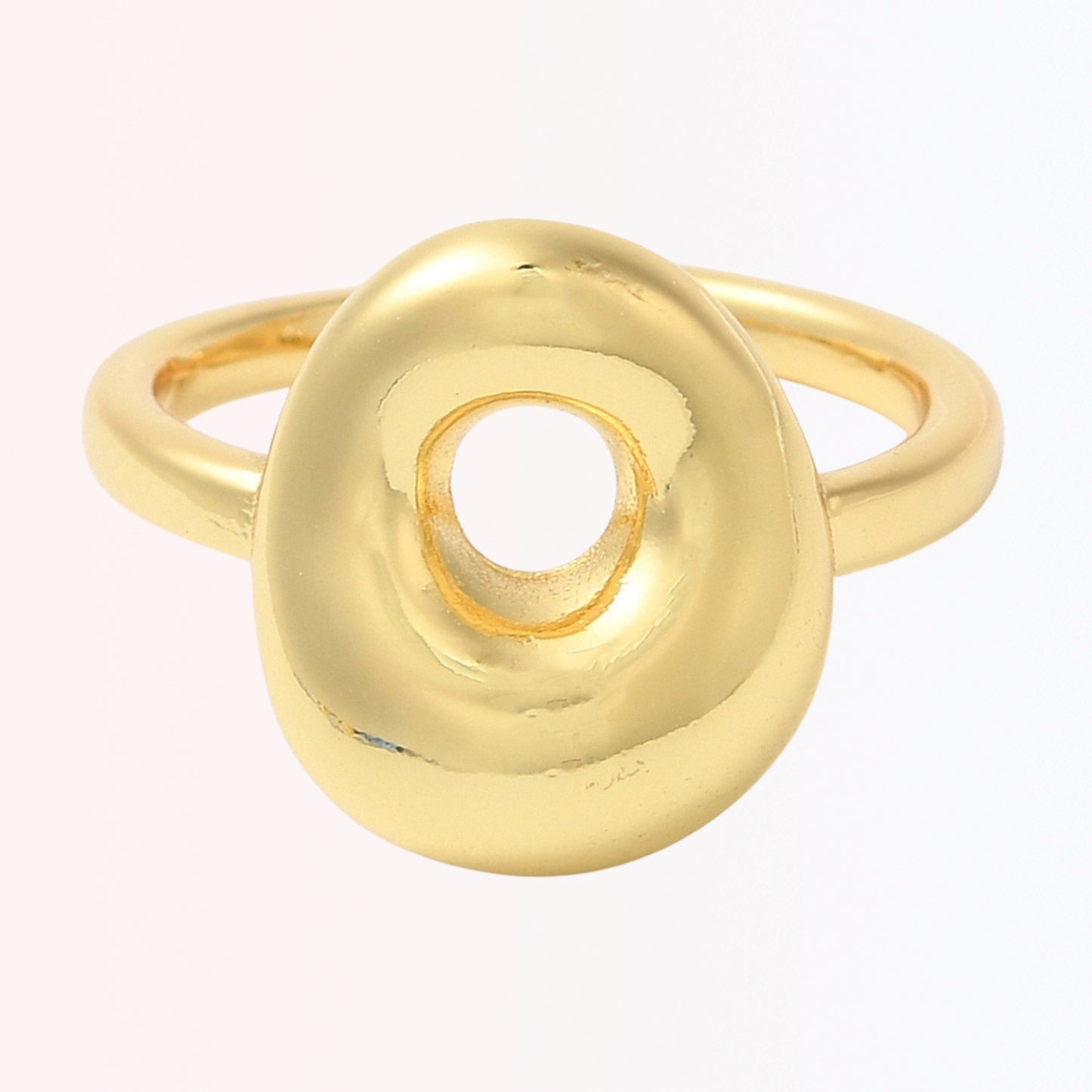 Sortija Ajustable con Iniciales A-Z en Brass Dorado 18K