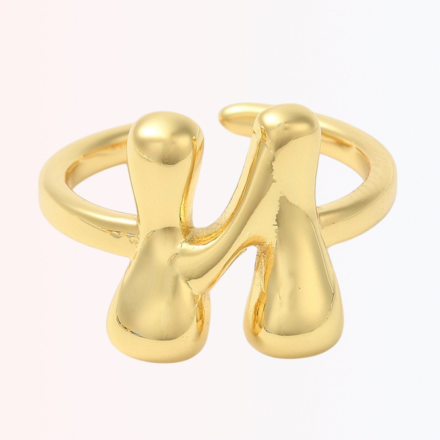 Sortija Ajustable con Iniciales A-Z en Brass Dorado 18K