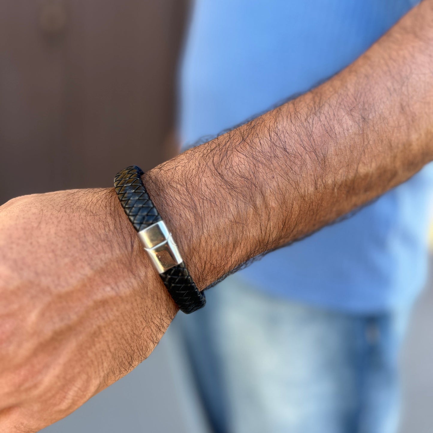 Pulsera de Cuero Trenzado con Cierre Magnético de Stainless Steel