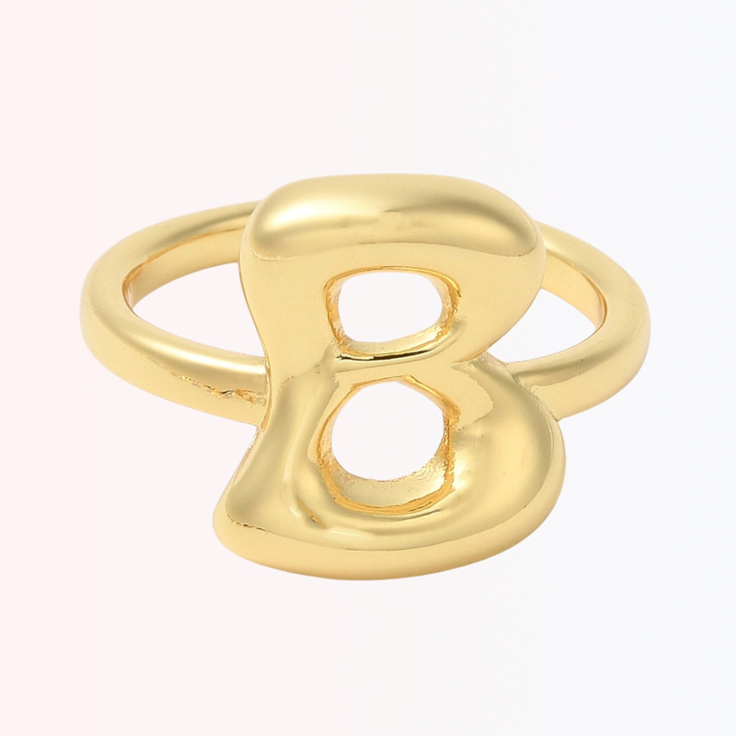 Sortija Ajustable con Iniciales A-Z en Brass Dorado 18K