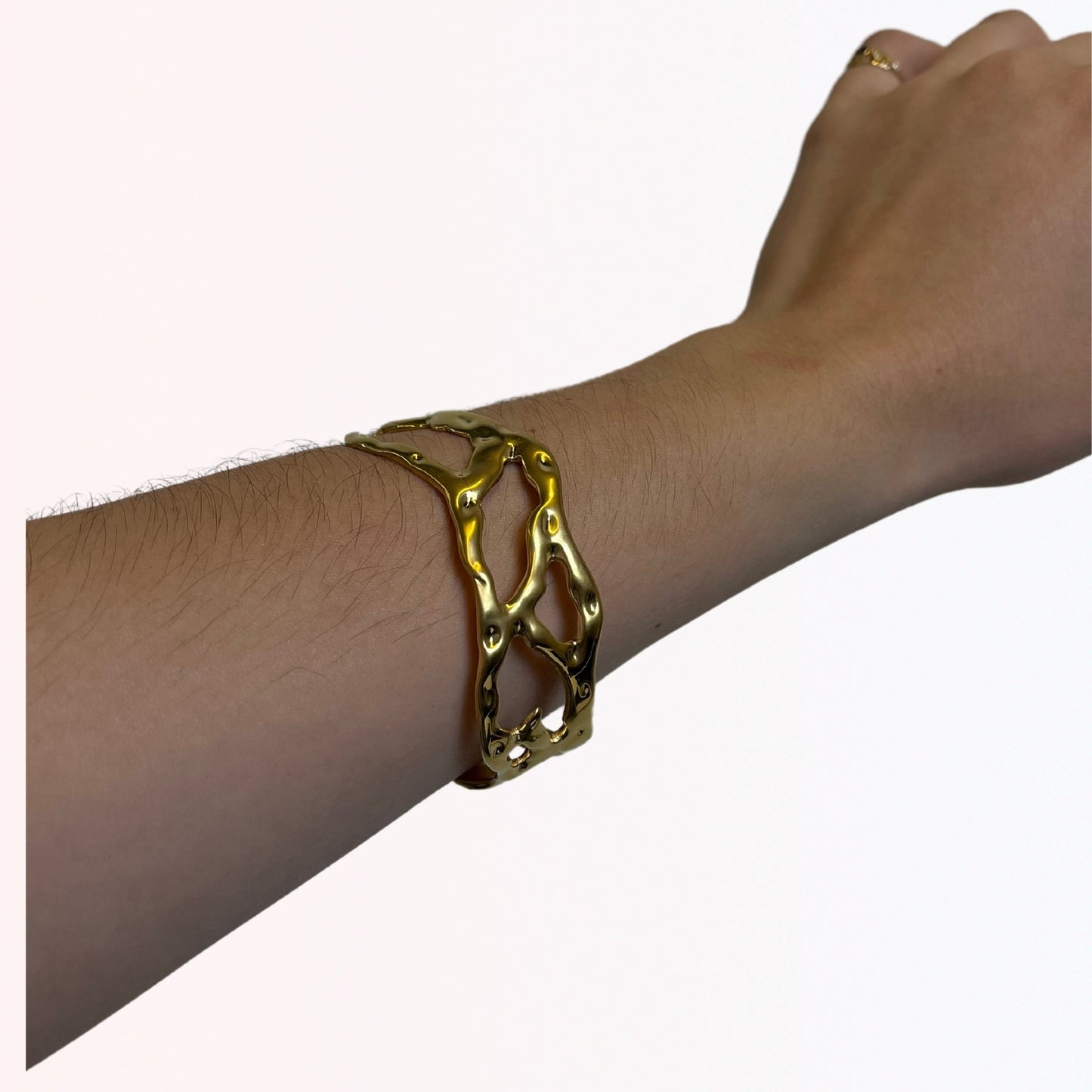 Pulsera Dorada Geométrica