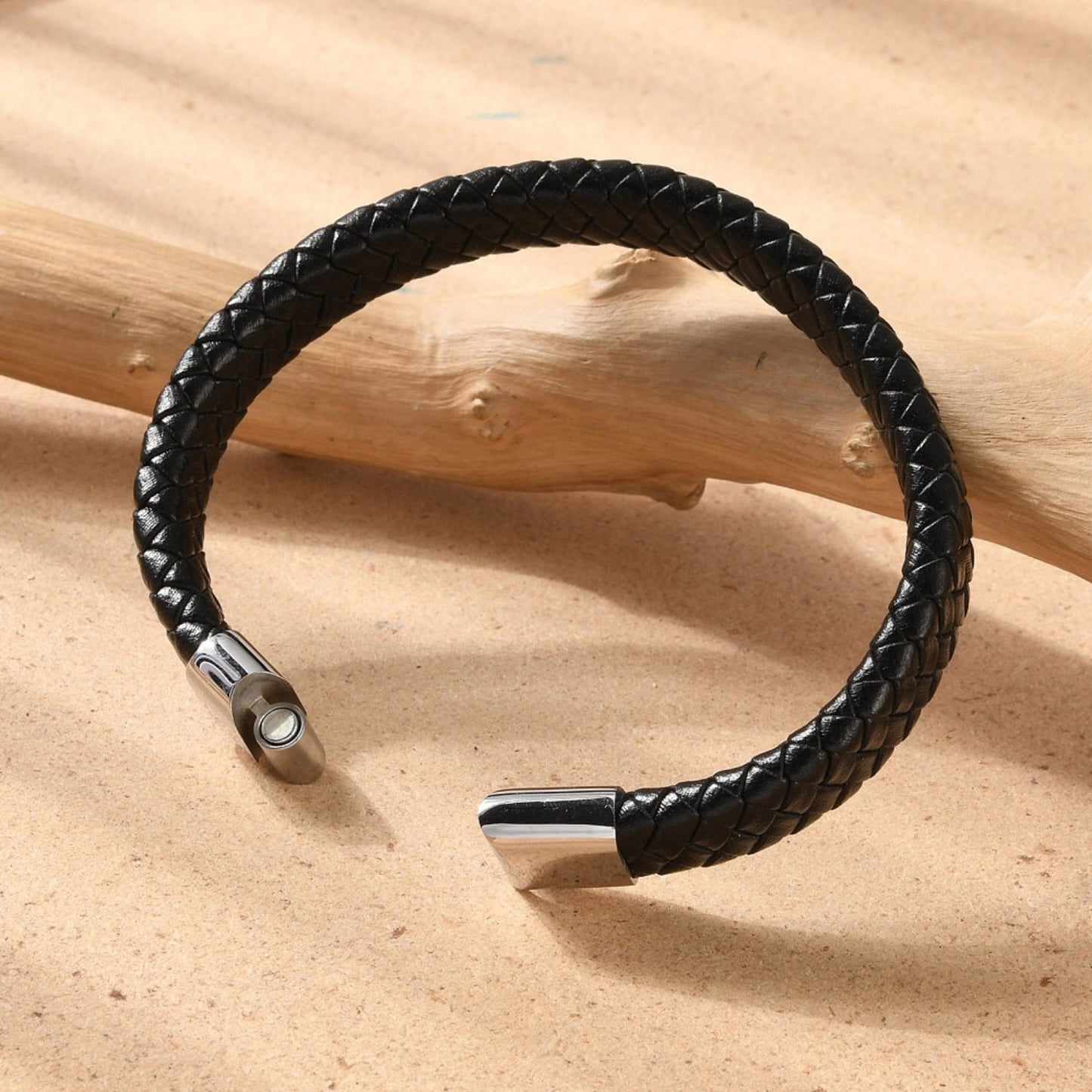 Pulsera de Cuero Trenzado con Cierre Magnético de Stainless Steel